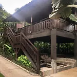 Villa Rumah Kayu